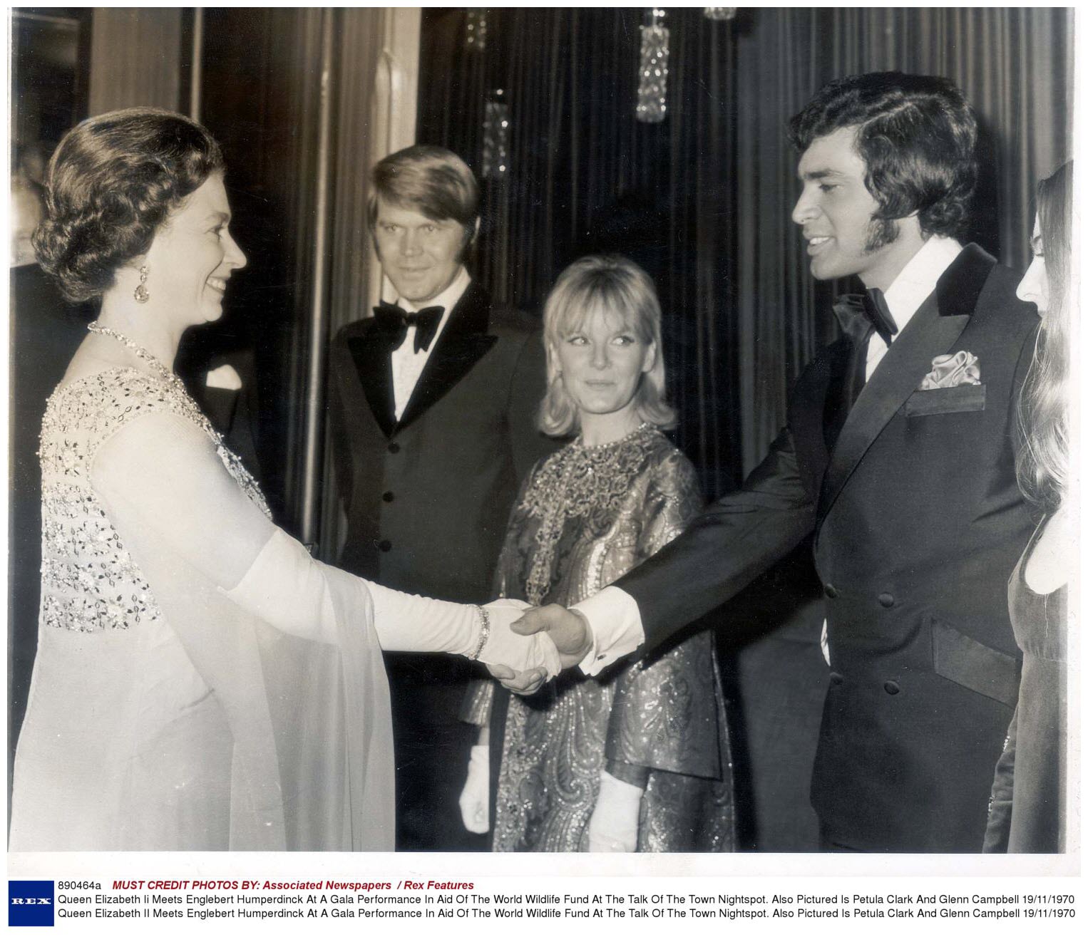 LARGE PRINT OF GLEN CAMPBELL MEETS QUEEN ELIZABETH WORLD WILDLIFE GALA 1970.jpg