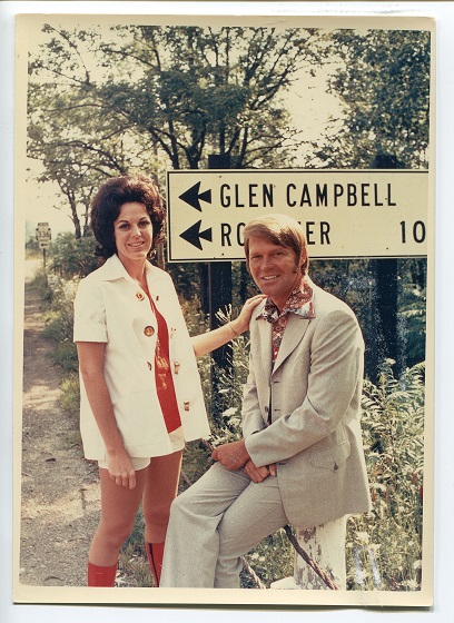 Glen's Fan Club_GC and Billie in Glen Campbell, PA_GCF.jpg