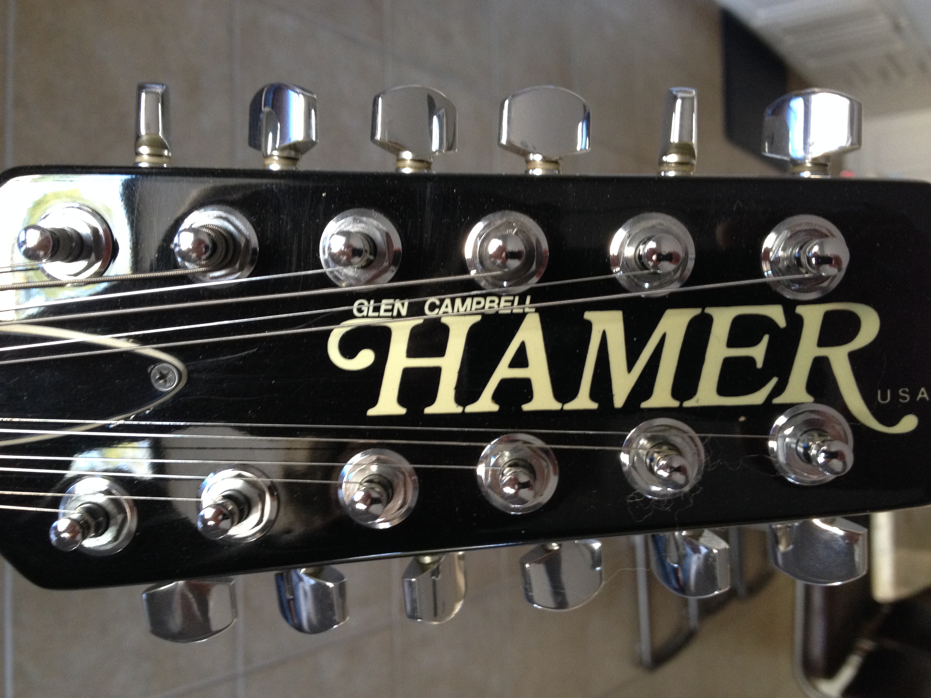 Glen Campbell - Hamer 12 String Headstock.jpg